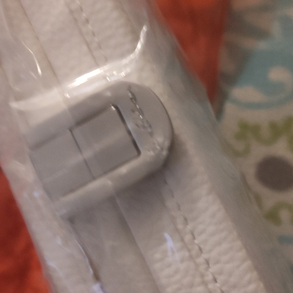 Sam Edelman - Picture 3 of 5